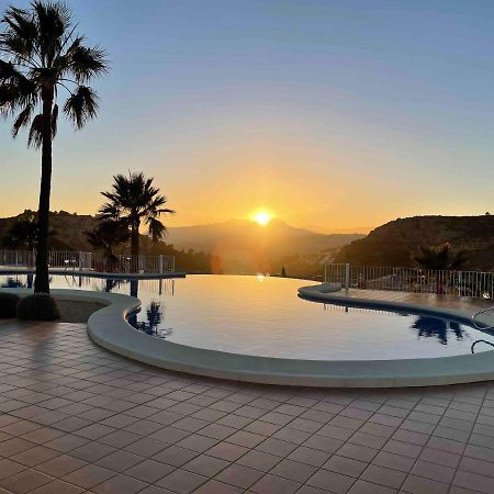 Tranquility, Sun, Breathtaking Views & 7 Minutes Drive To Sea Διαμέρισμα Benitachell Εξωτερικό φωτογραφία